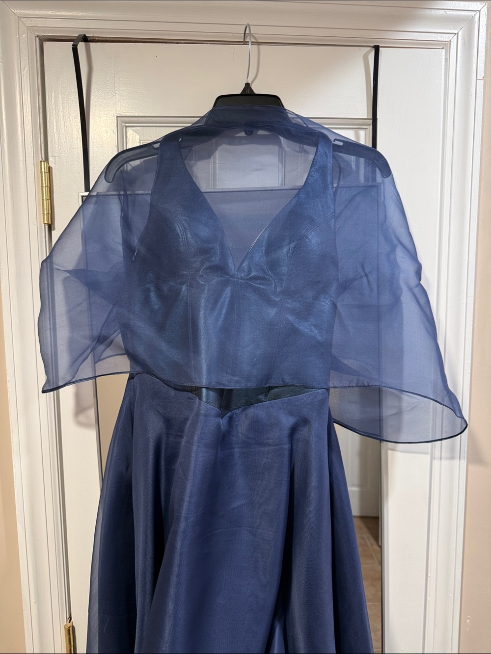 Navy High-Low Halter Dress with matching shrug - Picture 3 of 4